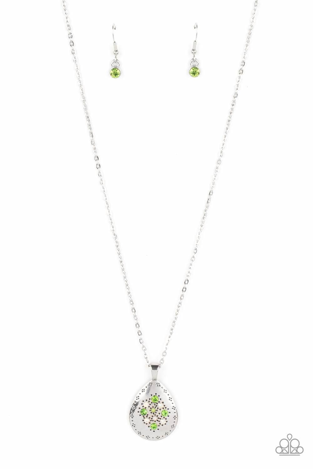 Paparazzi Accessories - Cozy Cottage - Green Necklace - Bling by JessieK