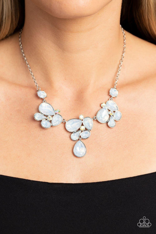 Paparazzi Accessories - Everglade Escape - White Necklace - Bling by JessieK