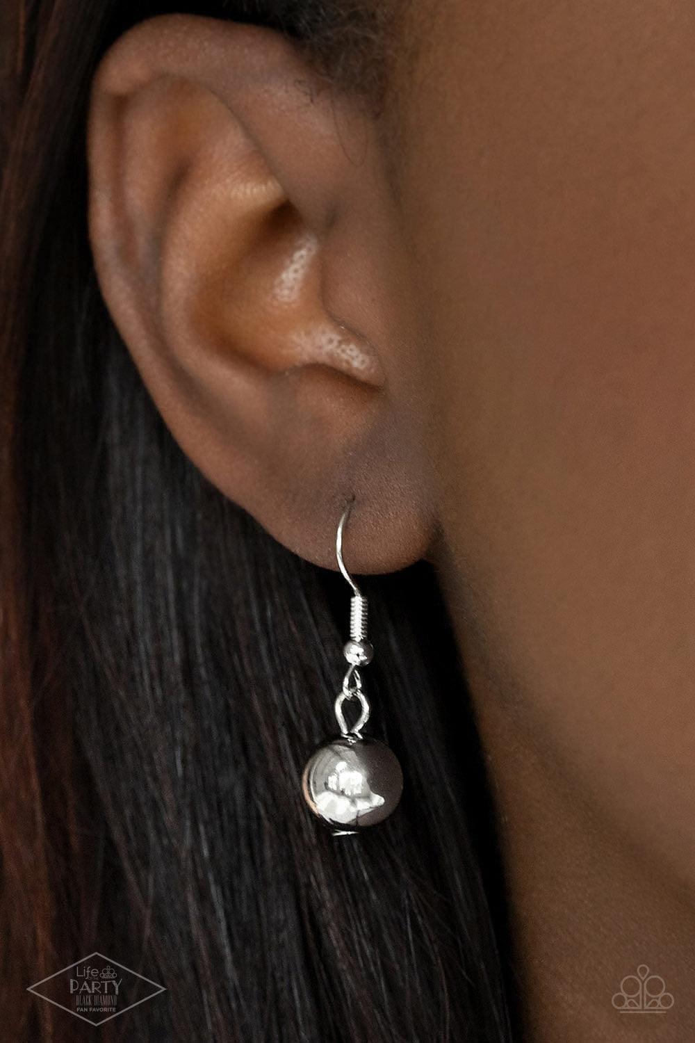 Paparazzi Accessories - Forbidden Love - Black Necklace - Bling by JessieK