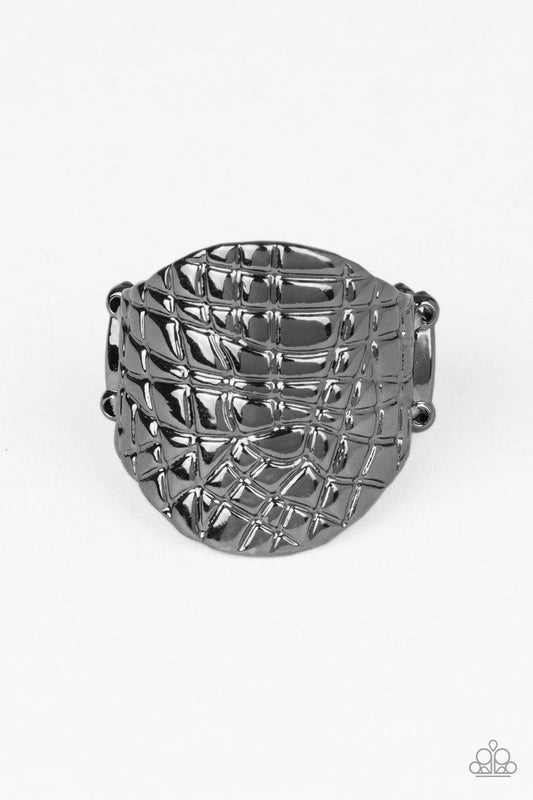Paparazzi Accessories - Metal Jungle - Black Ring - Bling by JessieK