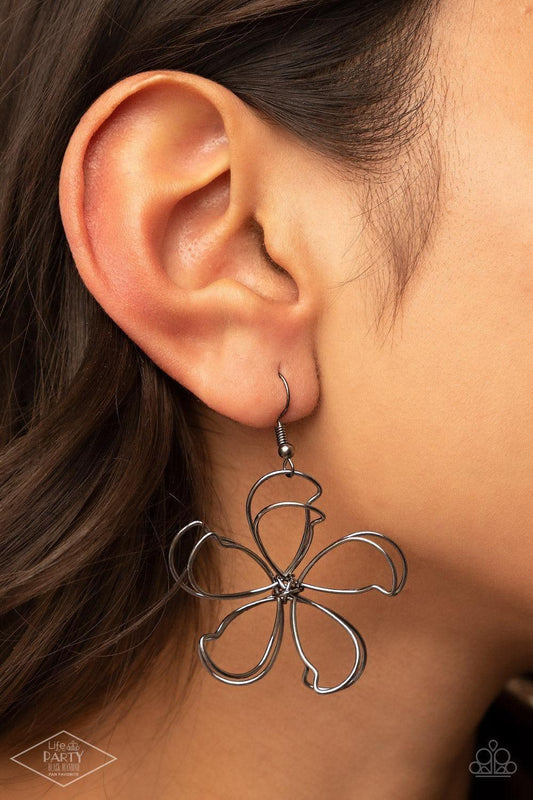 Paparazzi Accessories - Miss Daisy - Gunmetal (large) Earrings - Bling by JessieK