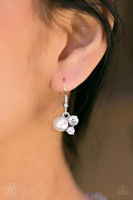 Paparazzi Accessories - Paparazzi Blockbuster Necklace: Toast To Perfection White - Bling by JessieK