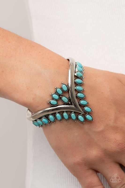 Paparazzi Accessories - Teton Tiara - Blue Bracelet - Bling by JessieK