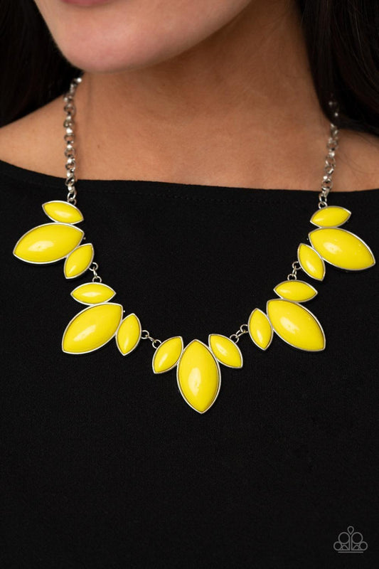Paparazzi Accessories - Viva La Vacation - Yellow Neckless - Bling by JessieK