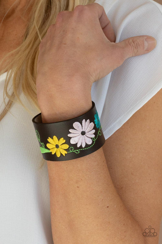 Paparazzi Accessories - Western Eden - Multicolor Snap Bracelet - Bling by JessieK