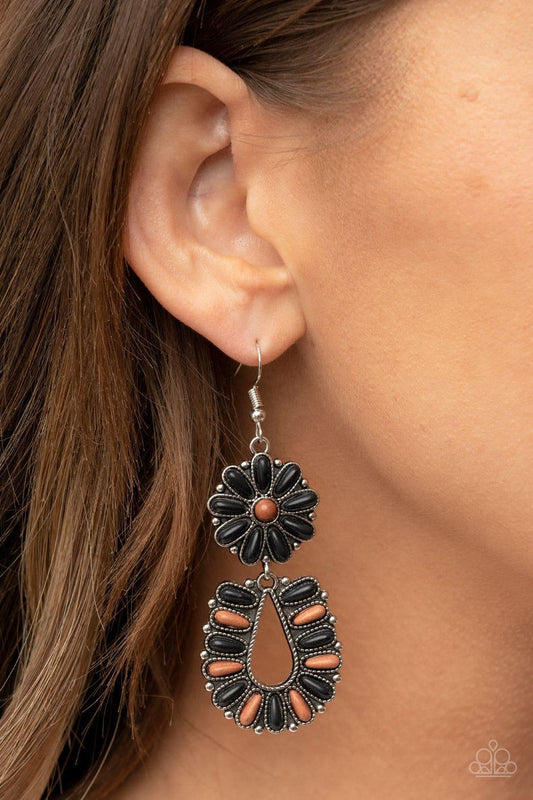 Paparazzi Accessories - Badlands Eden - Black Earrings - Bling by JessieK