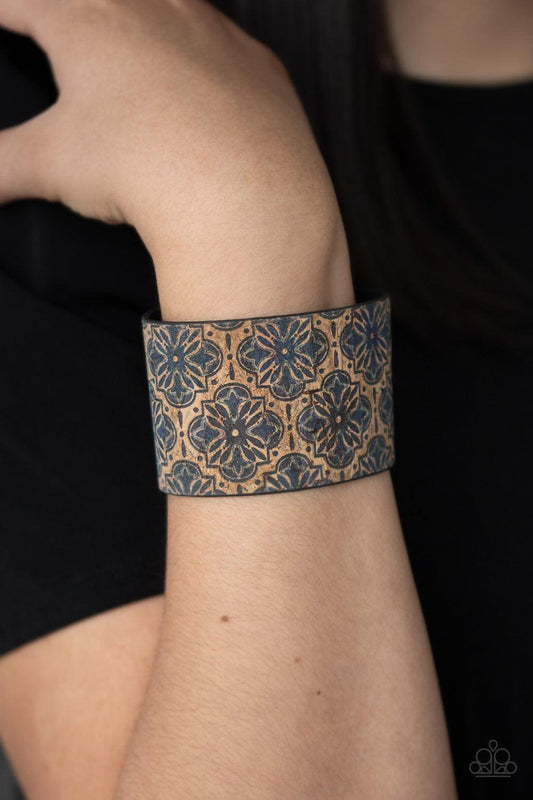 Paparazzi Accessories - Cork Culture - Blue Snap Bracelet - Bling by JessieK