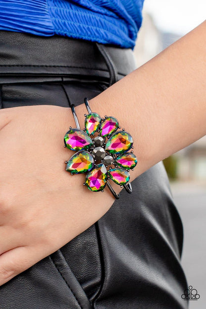 Paparazzi Accessories - Dauntless Is More - Multicolor Oil‐spill Bracelet - Bling by JessieK