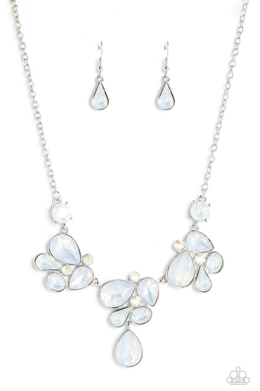 Paparazzi Accessories - Everglade Escape - White Necklace - Bling by JessieK