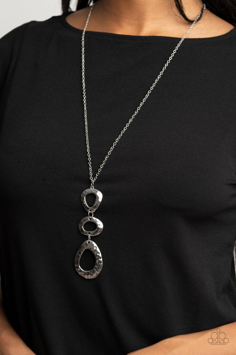 Paparazzi Accessories - Gallery Artisan - Silver Necklace - Bling by JessieK