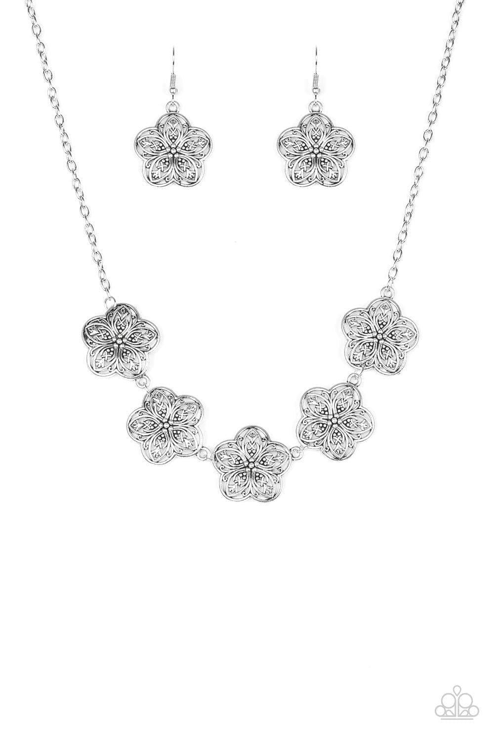 Paparazzi Accessories - Garden Groove - Silver Necklace - Bling by JessieK
