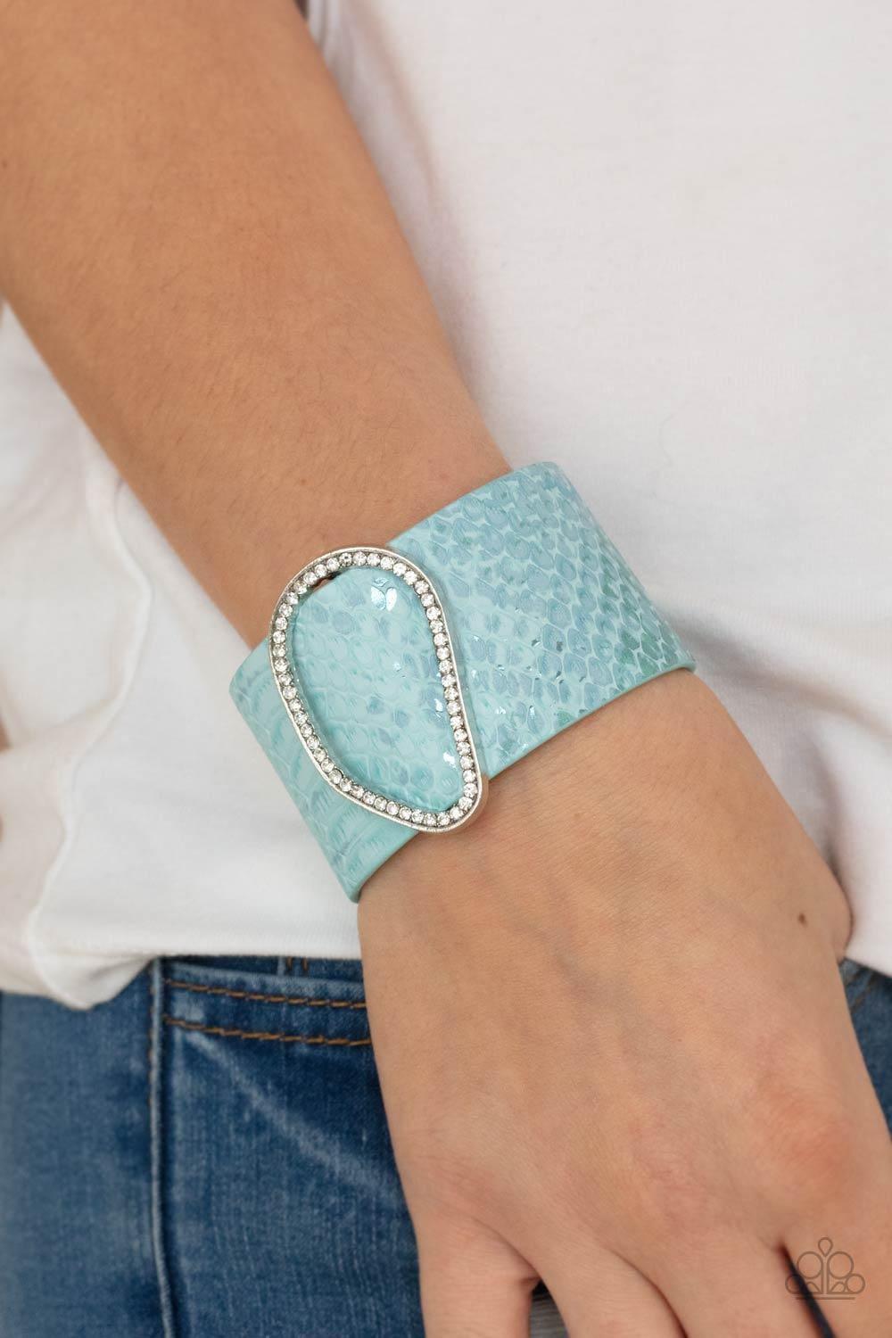 Paparazzi Accessories - Hiss-tory In The Making - Blue Snap Bracelet - Bling by JessieK