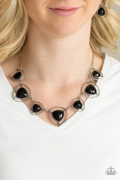 Paparazzi Accessories - Make a Point - Black Necklace - Bling by JessieK