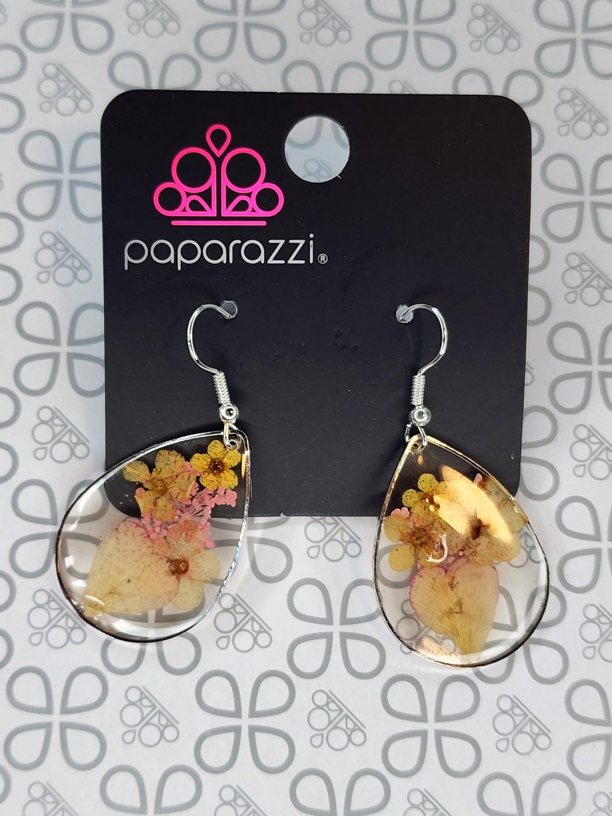 Paparazzi Accessories - Prim And Prairie - Multicolor Earrings - Bling by JessieK