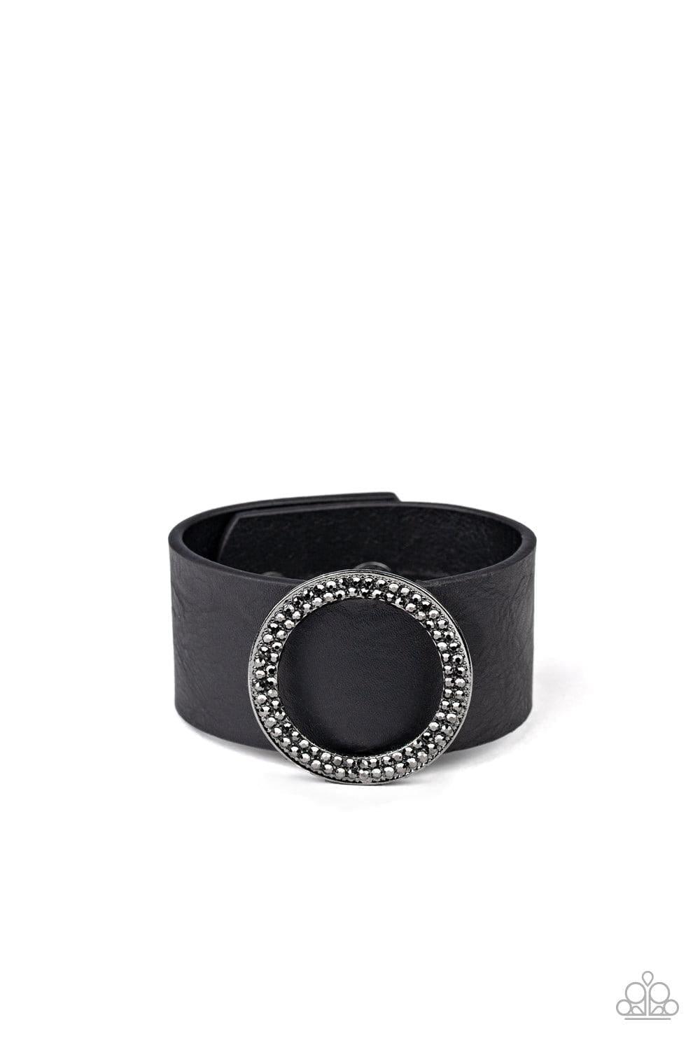 Paparazzi Accessories - Ring Them In - Black Snap Bracelet - Bling by JessieK