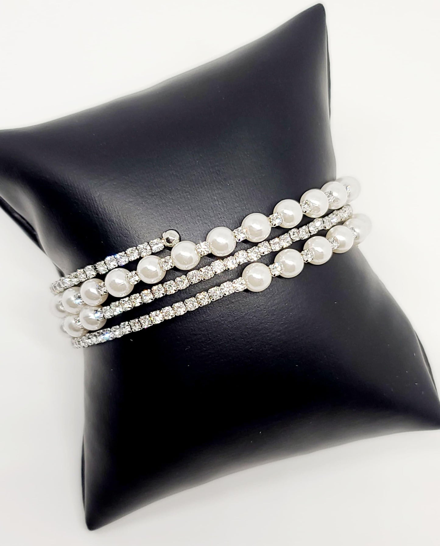 Paparazzi Accessories - Starry Strut - White Bracelet - Bling by JessieK